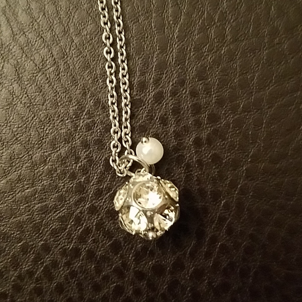 AF Necklace 6$